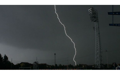Match arrêté pour l'equipe première