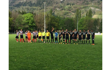 Match nul dans le derby, les autres équipes cartonnent!